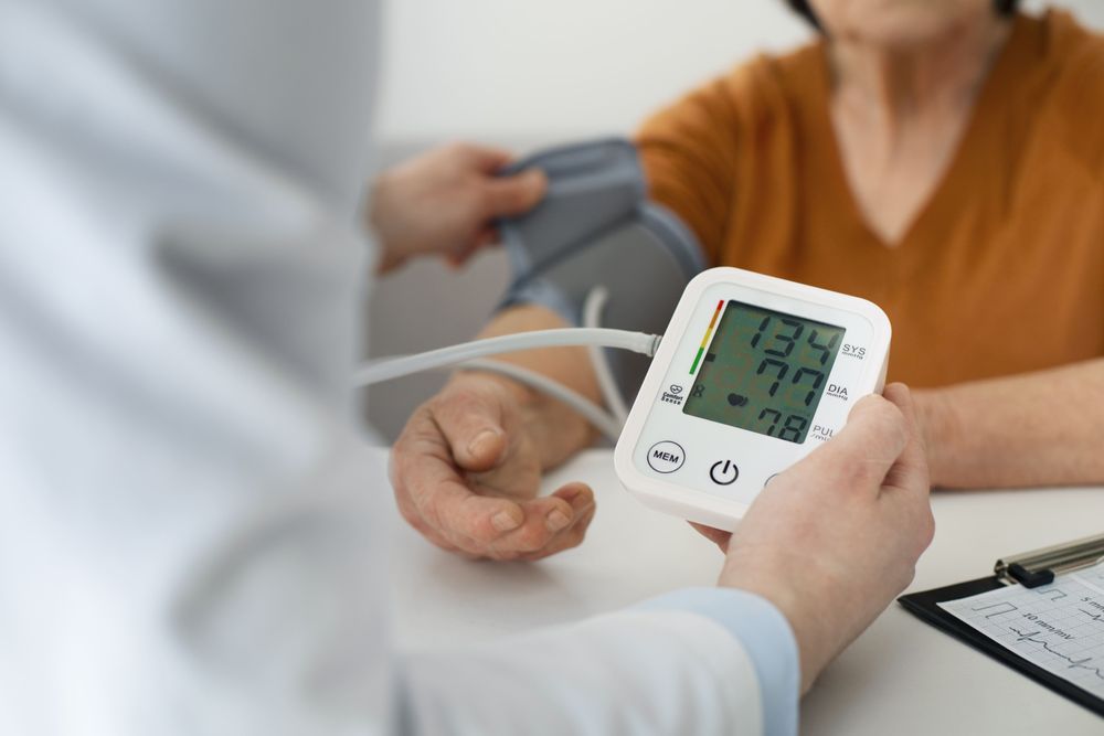 High Blood Pressure in the UAE: The Silent Symptoms Most Residents Are Ignoring
